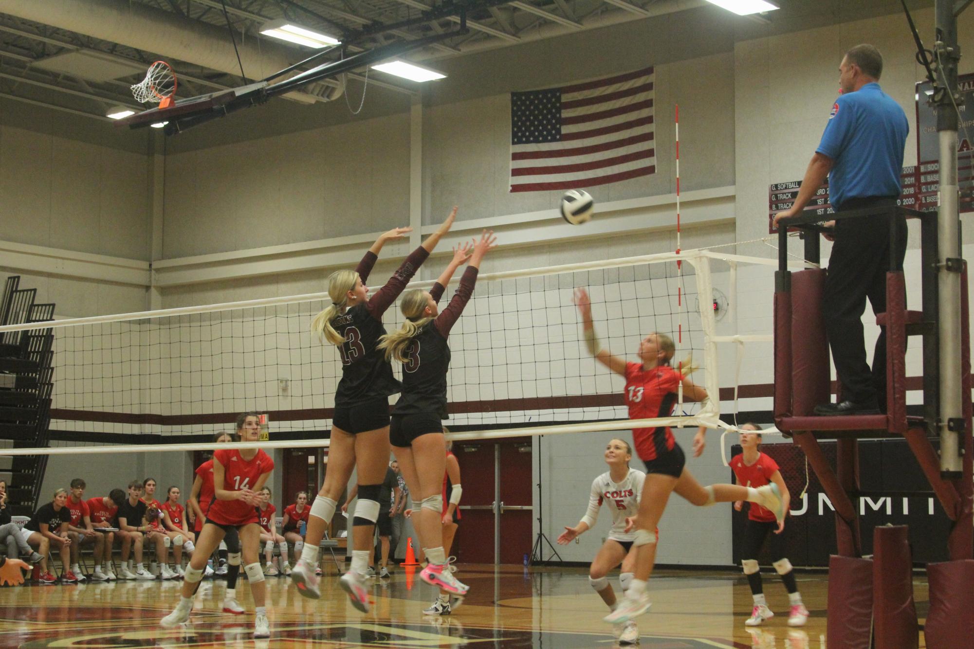 Volleyball competes against Parkway Central Colts