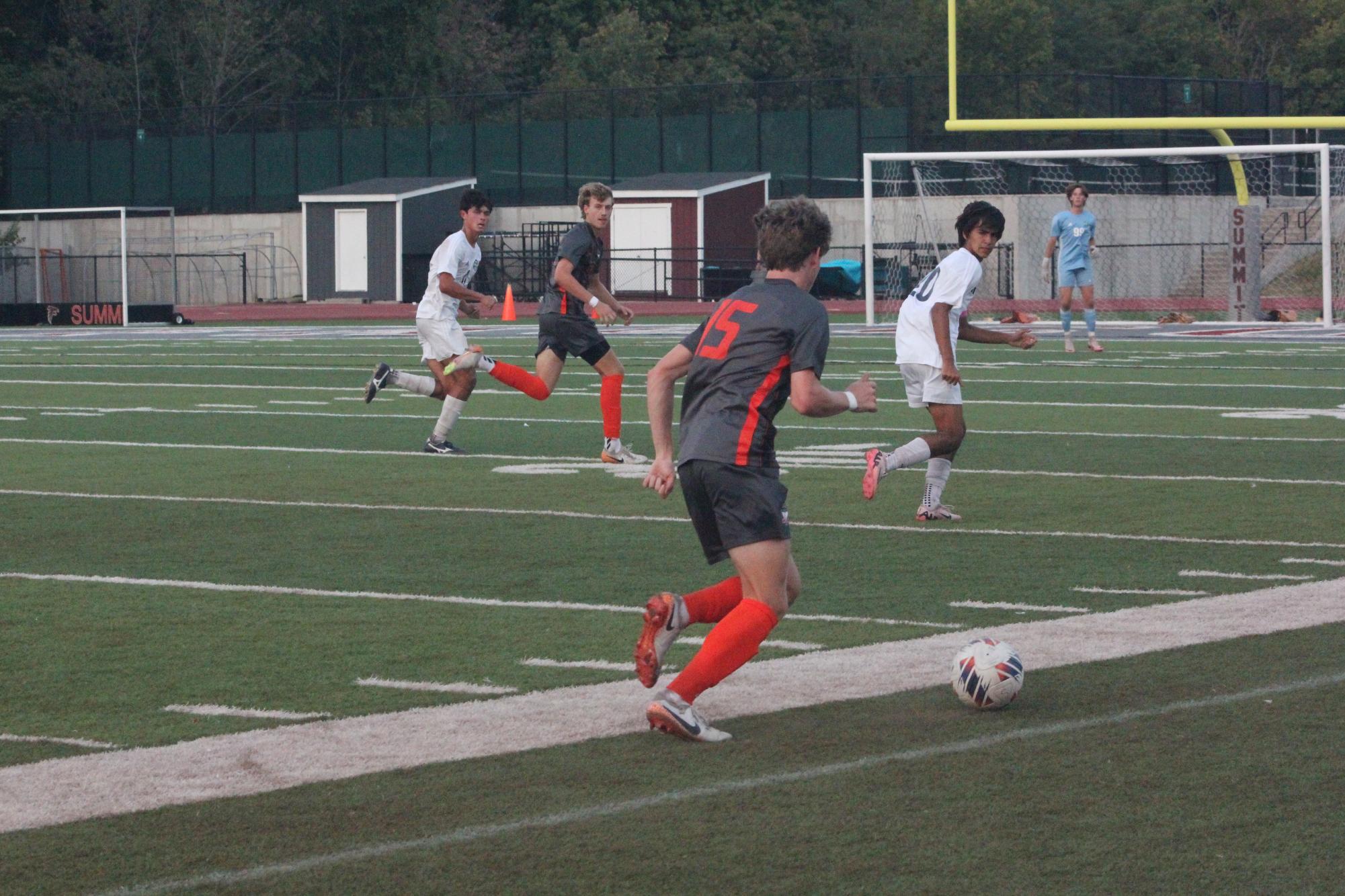 Boys soccer scores 2-0 against Marquette