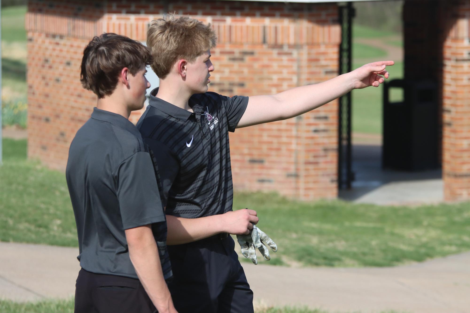 Gallery: Boys golf bests Eureka at The Legends