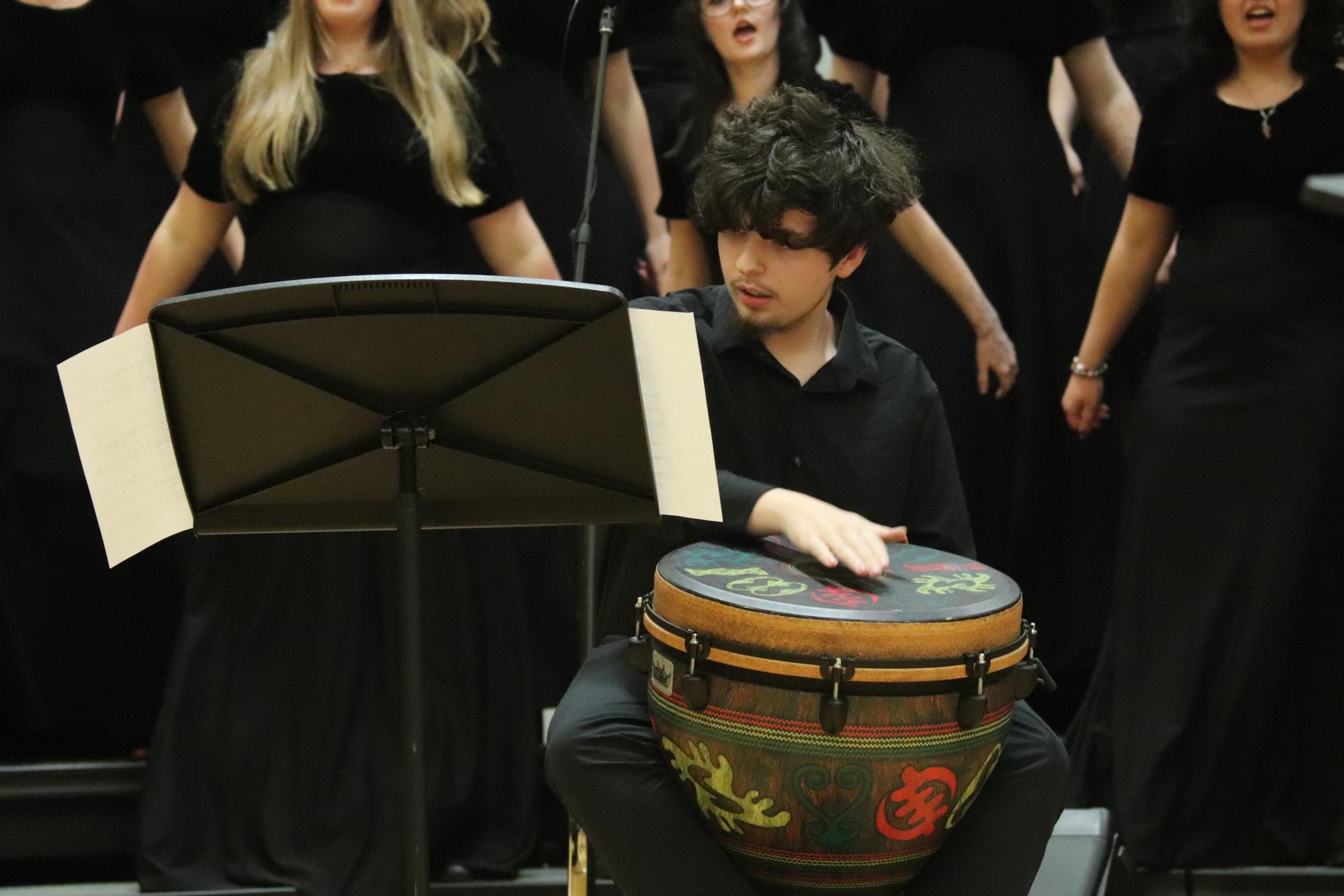 Gallery: Choir holds annual MIOS concert